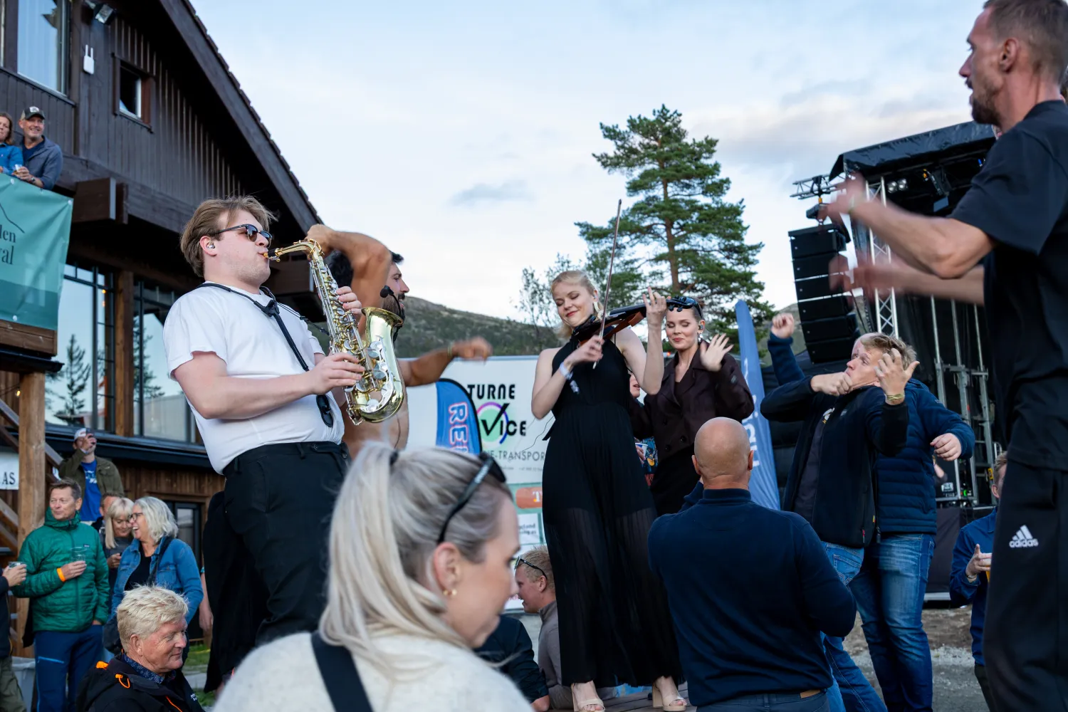 Underholdning på bordet Hovden Fjellfestival
