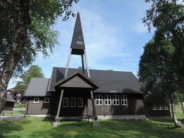 Fjellgardane kyrkje