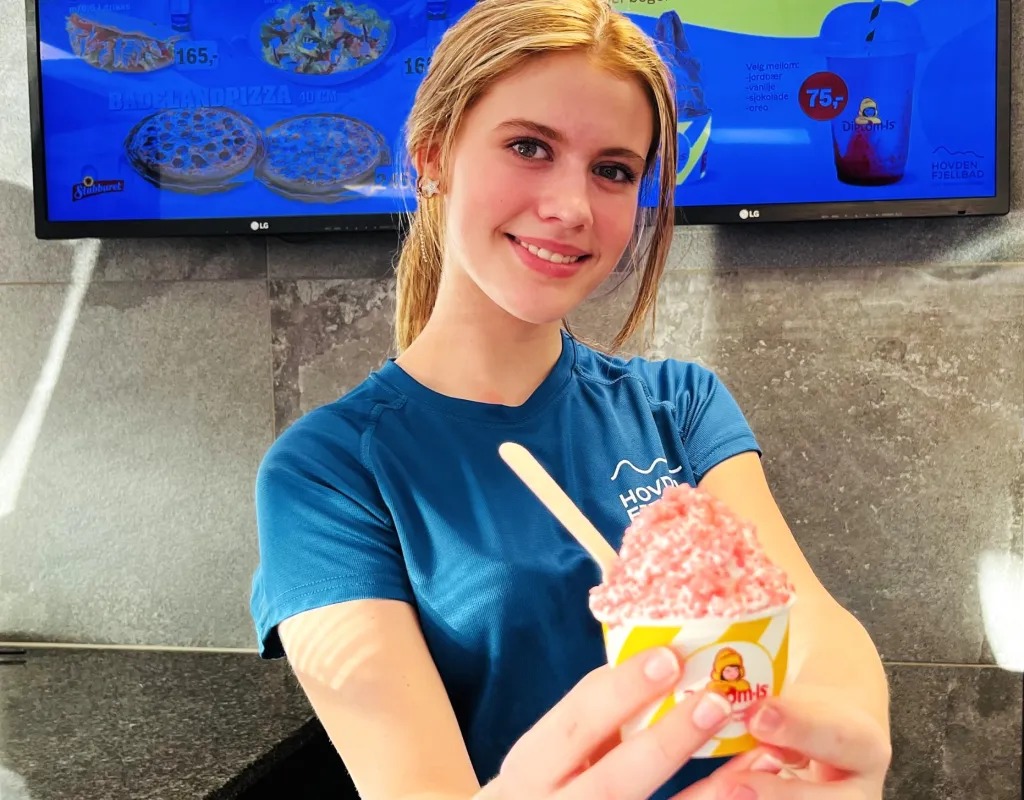 Sol i Fjellbads kafe