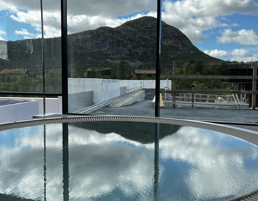 Hovden Fjellbad - Bygging